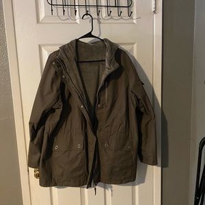 Women’s L Raincoat